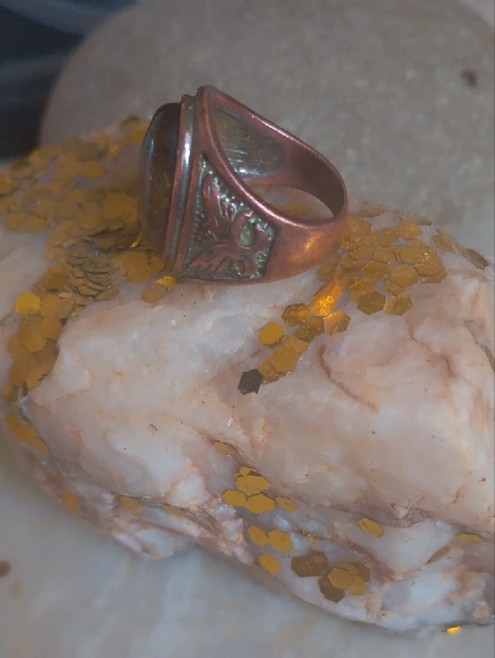 Tiger Eye Statement Ring in Brown and Gold - Picture 4 of 9
